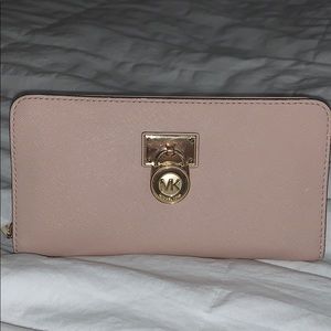 Michael Kors Continental Size Wallet